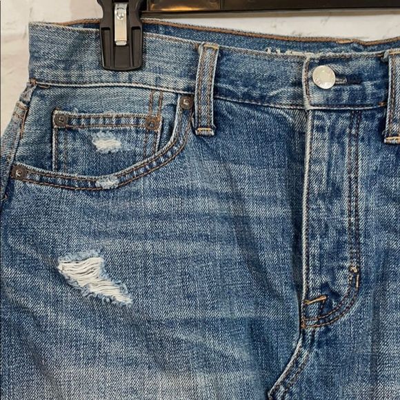 American Eagle distressed denim mini skirt - Picture 4 of 9
